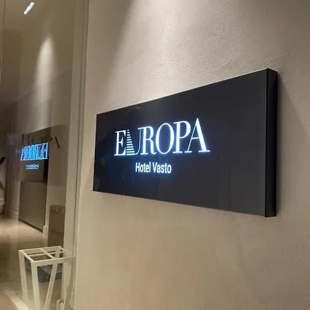 Hotell Europa 4*