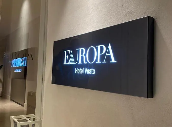 Отель Europa 4*