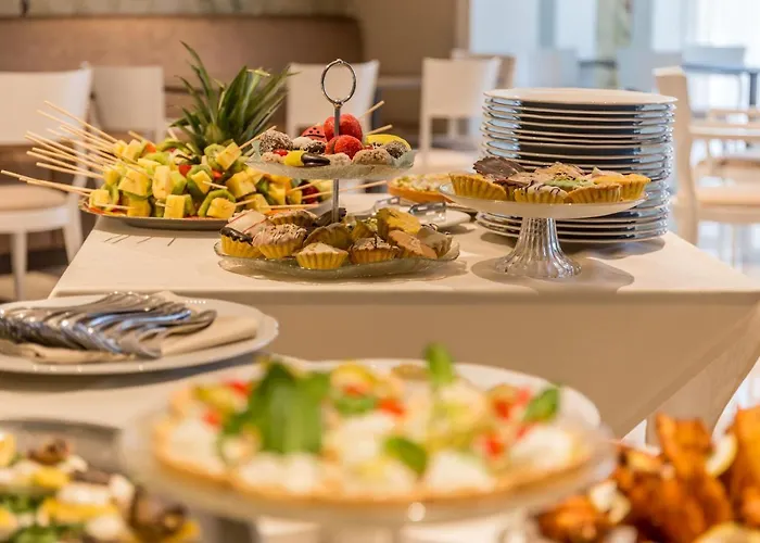 Отель Europa 4*